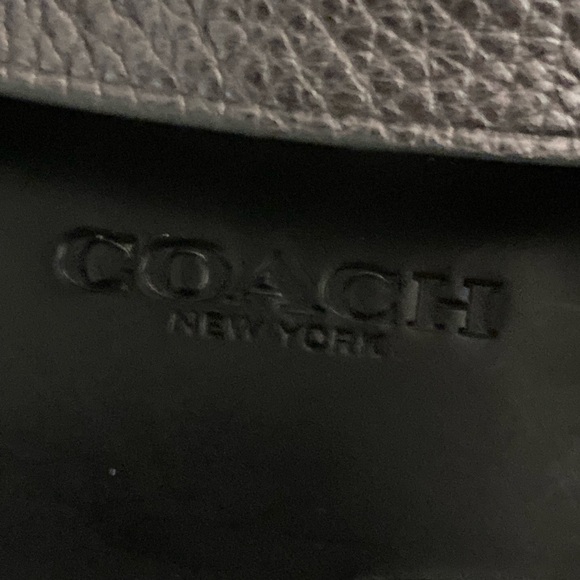 COACH Women's Elaine Metallic Gray Pebble Leather Flat Sandal Size 8. EUC - Picture 4 of 10